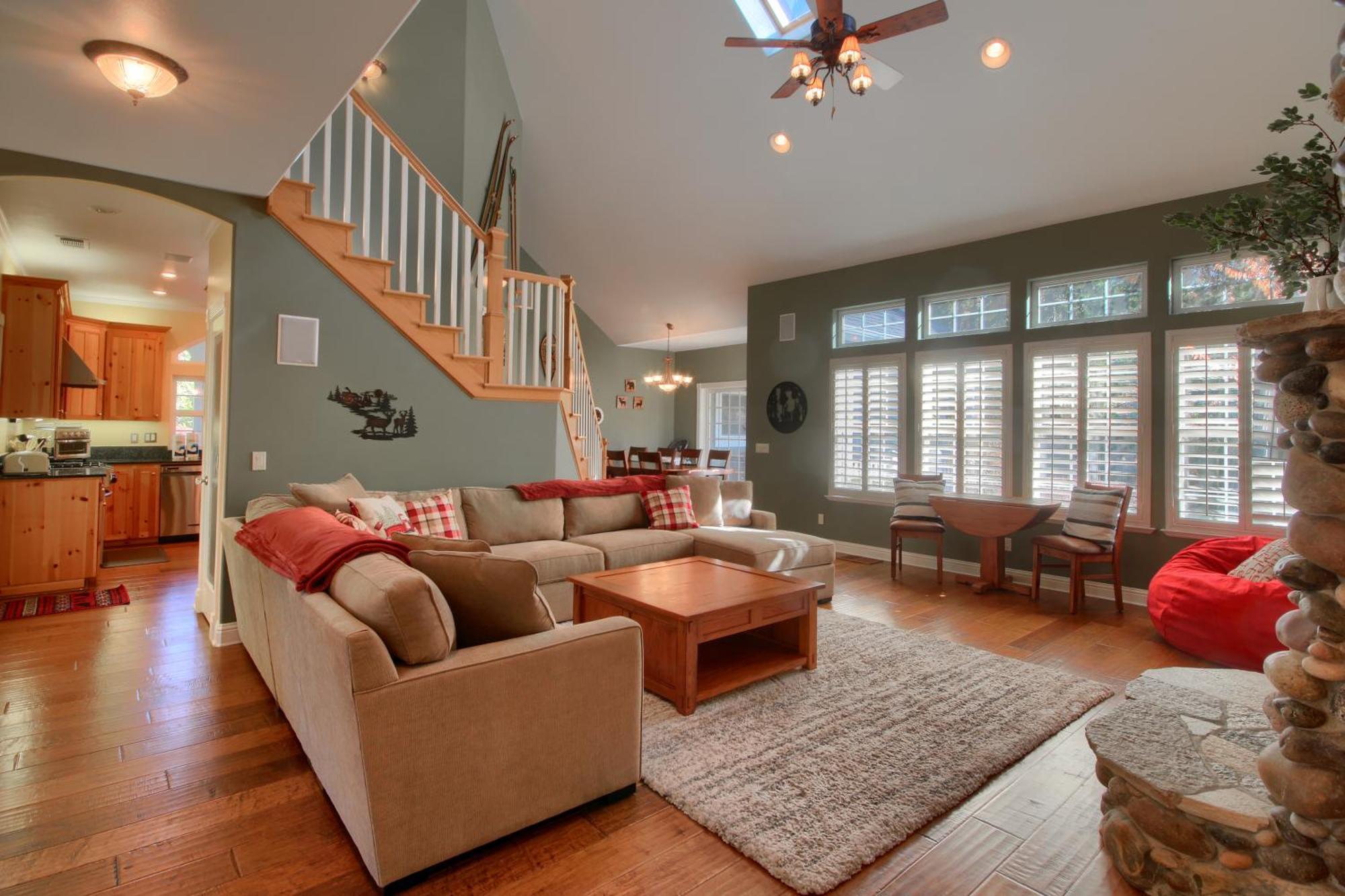 Emerald Escape 50 Acres W/Hot Tub, Game Room Oakhurst Exterior photo