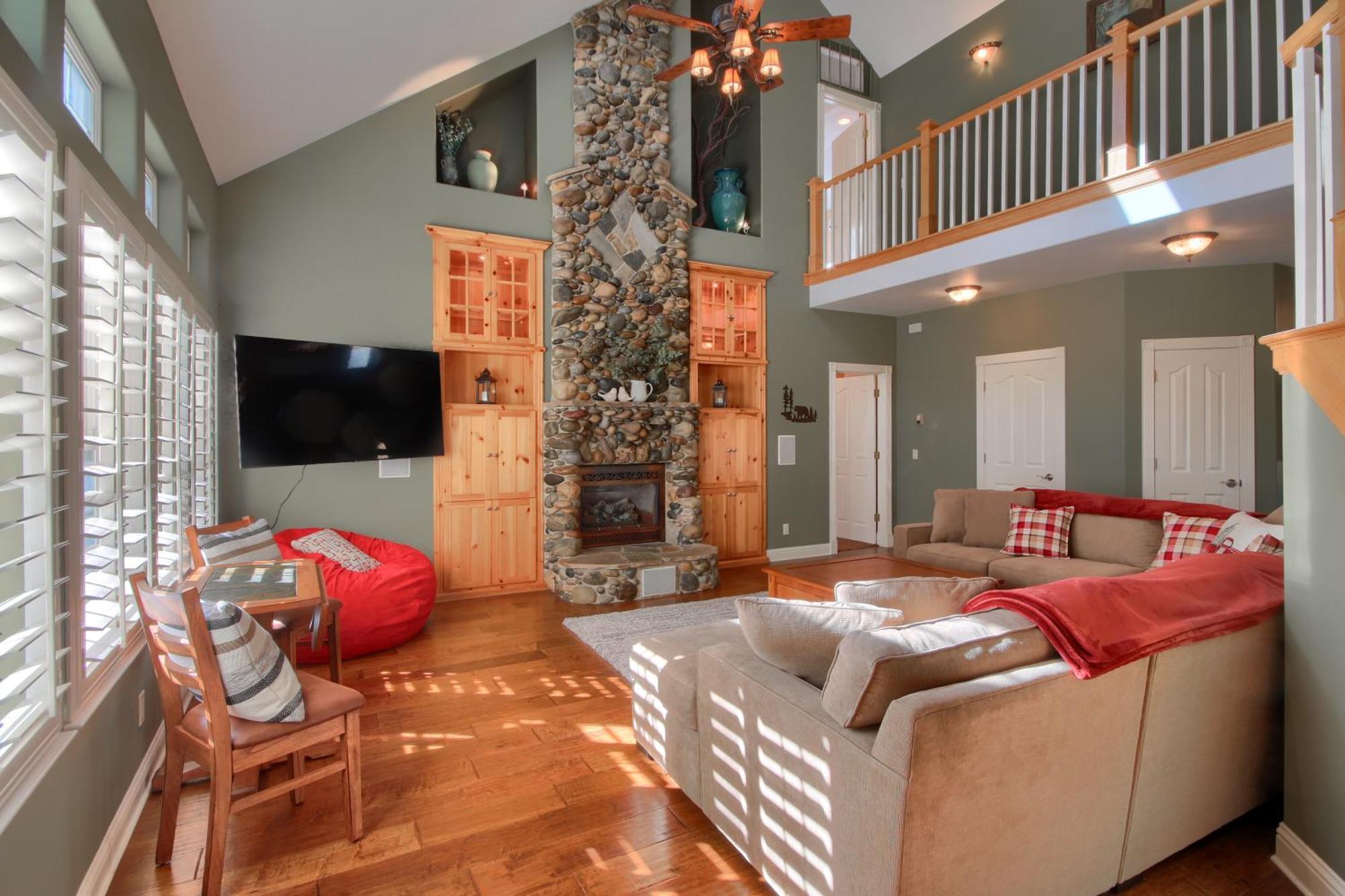 Emerald Escape 50 Acres W/Hot Tub, Game Room Oakhurst Exterior photo