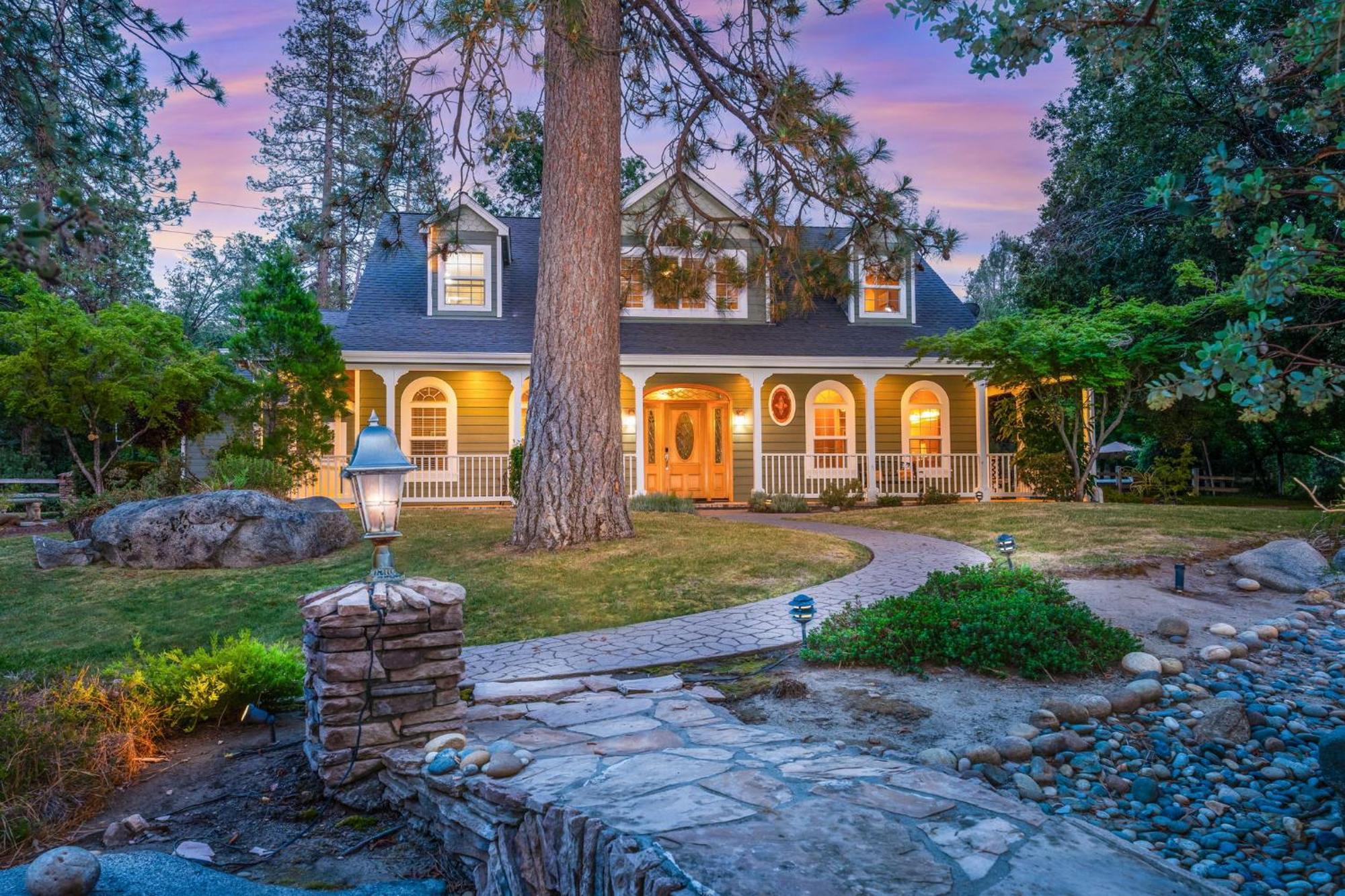 Emerald Escape 50 Acres W/Hot Tub, Game Room Oakhurst Exterior photo